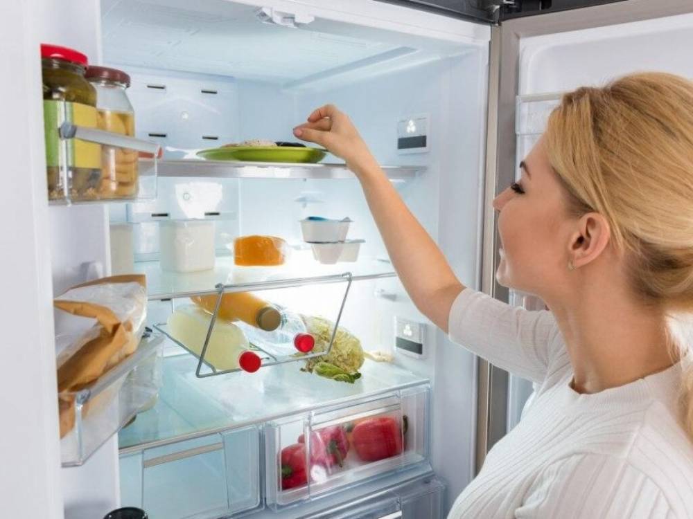 Эксперты назвали самый токсичный продукт в холодильнике