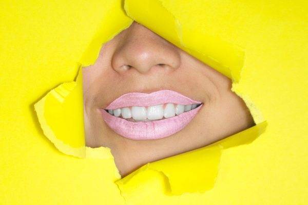 До чого сняться зуби — посмішки чи проблеми? Тлумачення сну