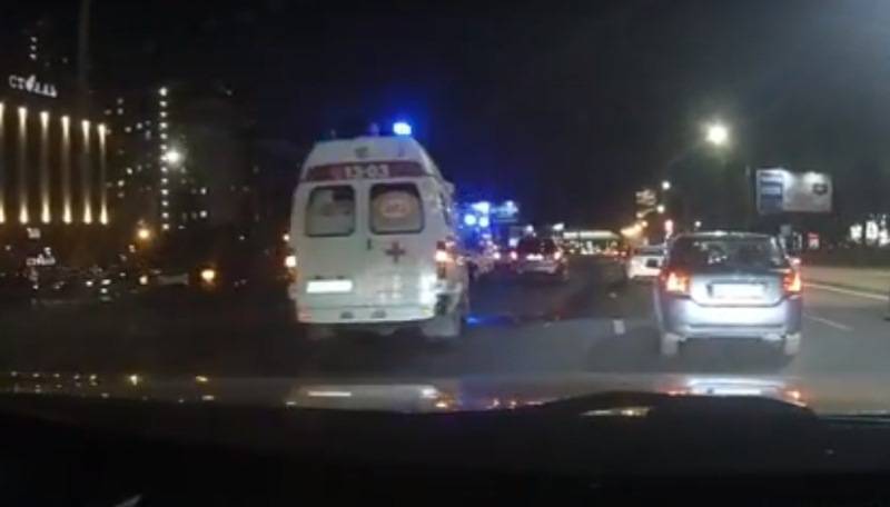 Видео последствий столкновения внедорожника и скорой в Воронеже появилось в Сети