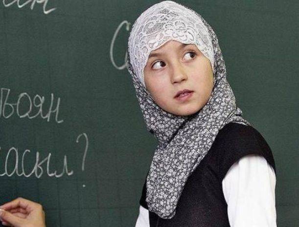 В Казани разрешили носить хиджабы в школе