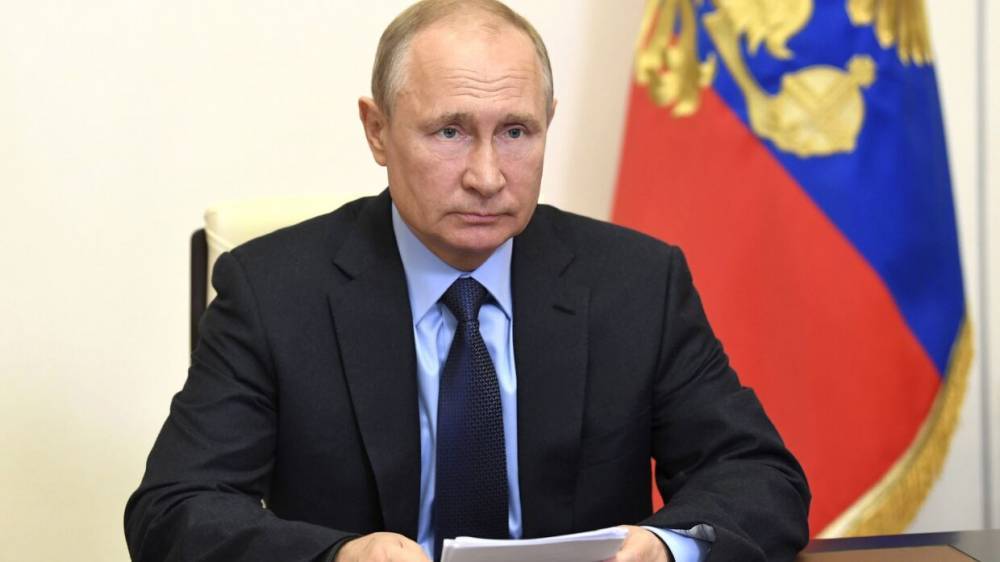 Путин выступит перед российскими сенаторами в Кремле