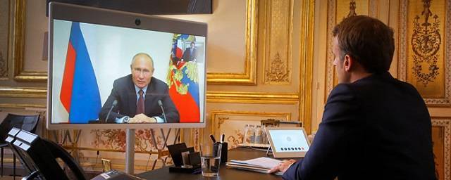Песков: В публикации разговора Путина и Макрона есть неточности