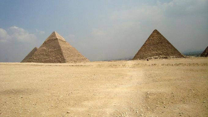 Ученые выяснили, как в гробницах Египта появились миллионы мумий птиц