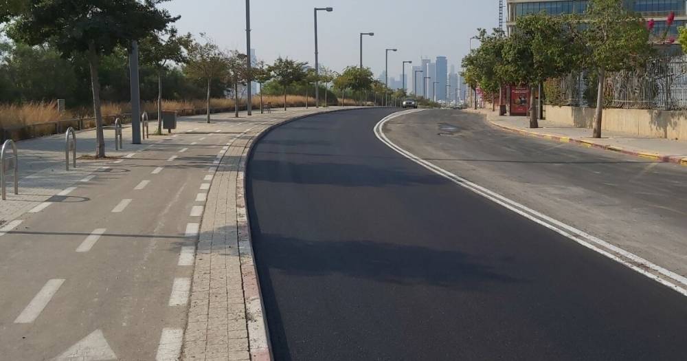 Дорогу с беспроводной зарядкой электромобилей открыли в Израиле