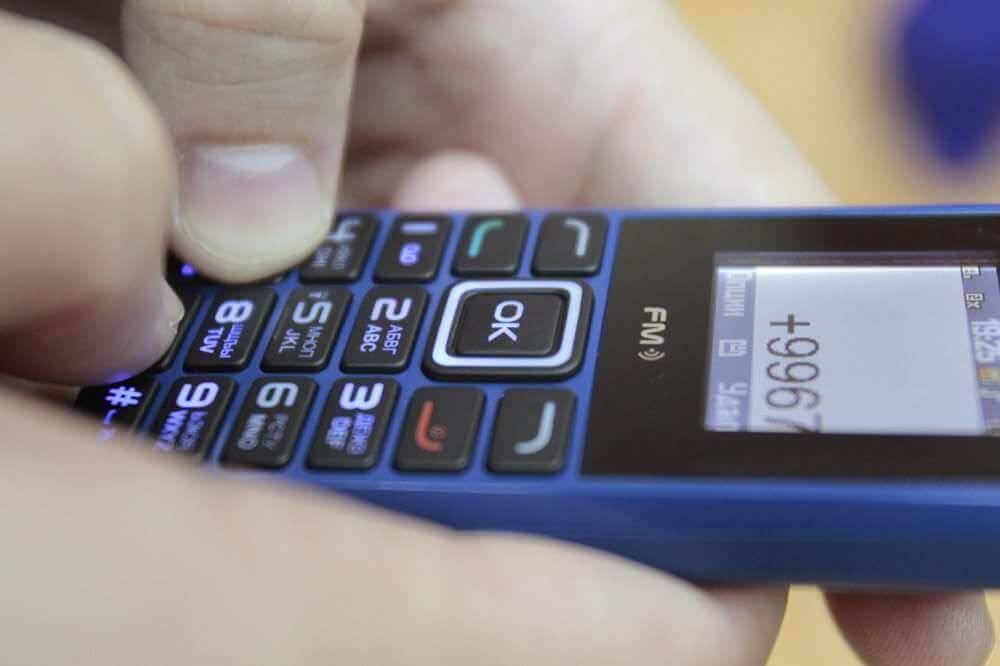 Эксперт рассказал, почему россиянам нужно снова перейти на кнопочные телефоны