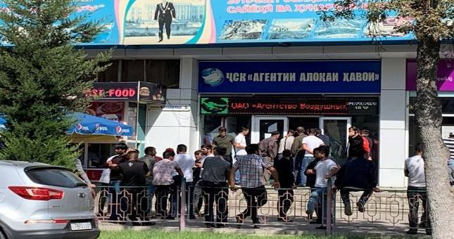 Таджикистанцы хотят в Россию. Любой ценой, даже через белорусские леса