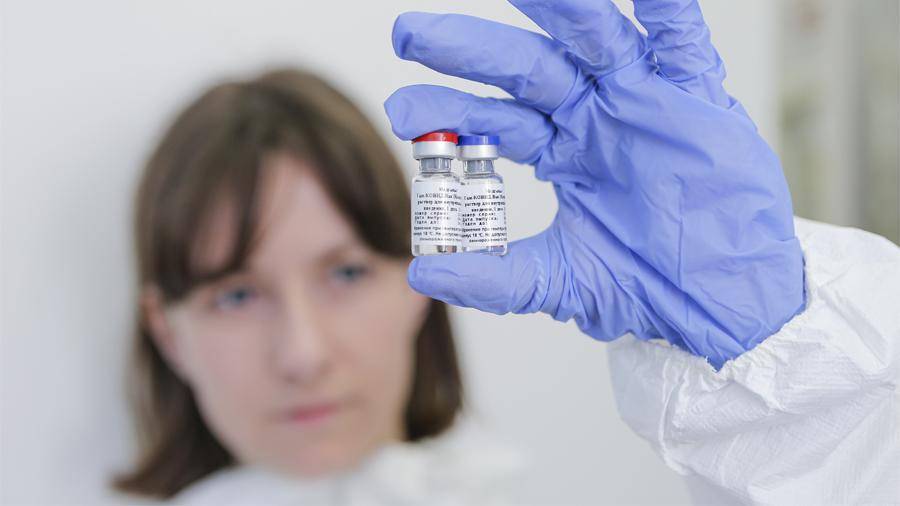Собянин сообщил о вакцинации медиков от коронавируса в Москве