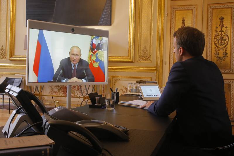 Париж расследует утечку переговоров Макрона с Путиным