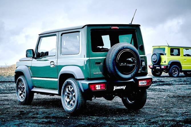 В России продано более 1000 внедорожников Suzuki Jimny нового поколения