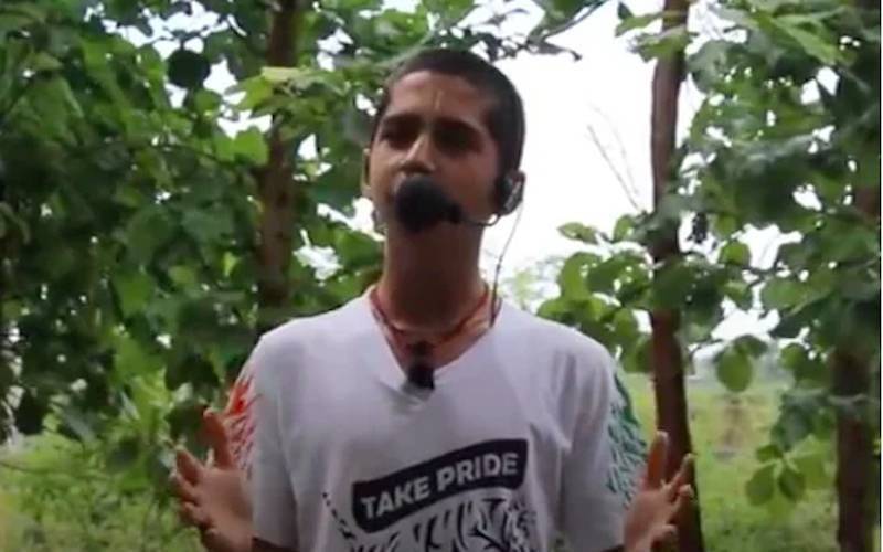 «Пейте дождевую воду и переезжайте в деревню!»: предсказавший пандемию 14-летний пророк дал новые советы