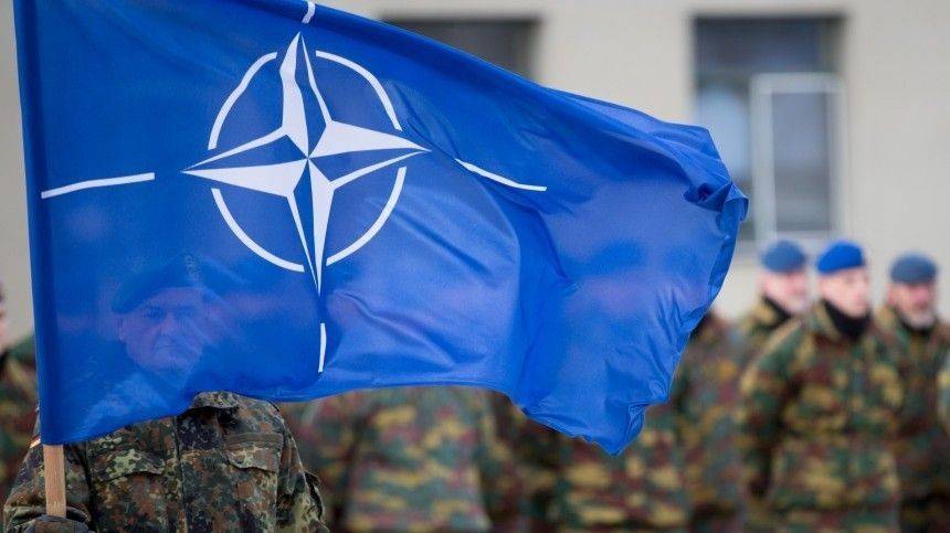 В Генштабе заявили об усилении активности НАТО вблизи российской границы