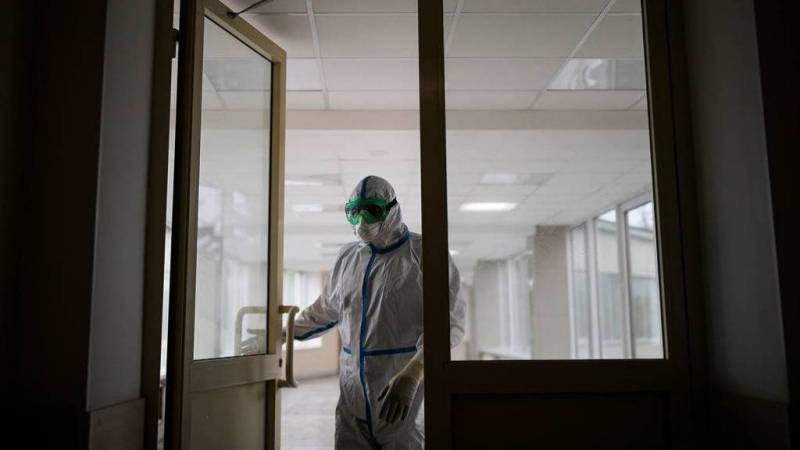 Больше 7 тысяч новых случаев коронавируса в России обнаружили за сутки