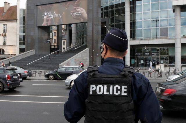 СМИ назвали мотив нападения возле бывшего здания Charlie Hebdo в Париже
