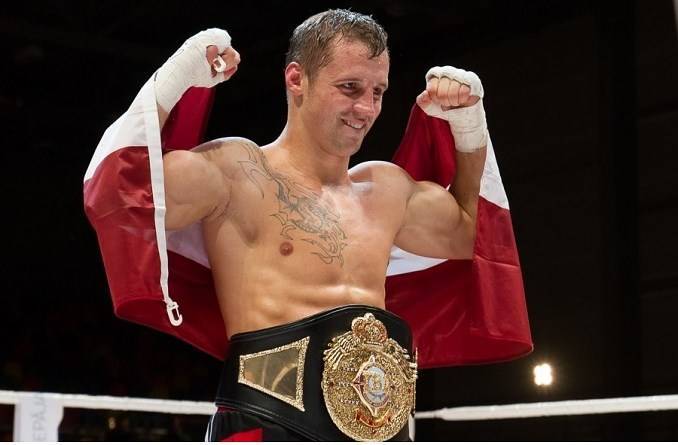 Бриедис стал победителем Всемирной боксерской суперсерии