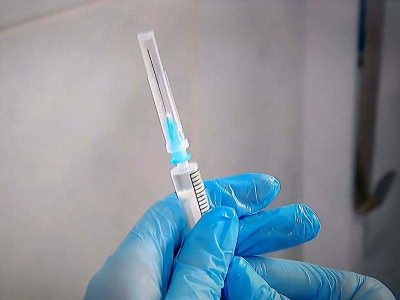 В России скоро будут сразу две вакцины от коронавируса. В чем разница и какая лучше?