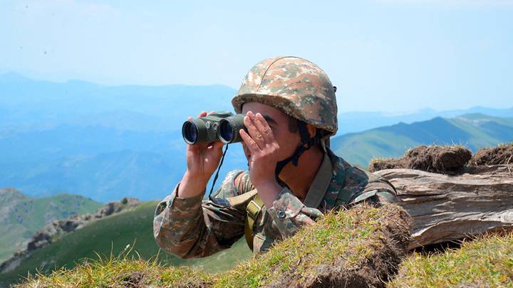 Минобороны Нагорного Карабаха сообщает об ожесточенных боях