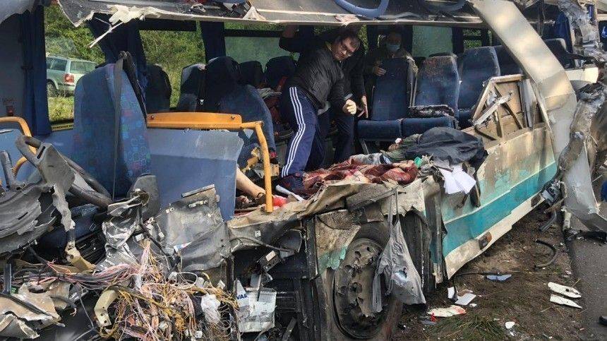 Возросло число погибших и пострадавших в жутком ДТП с автобусом под Калининградом