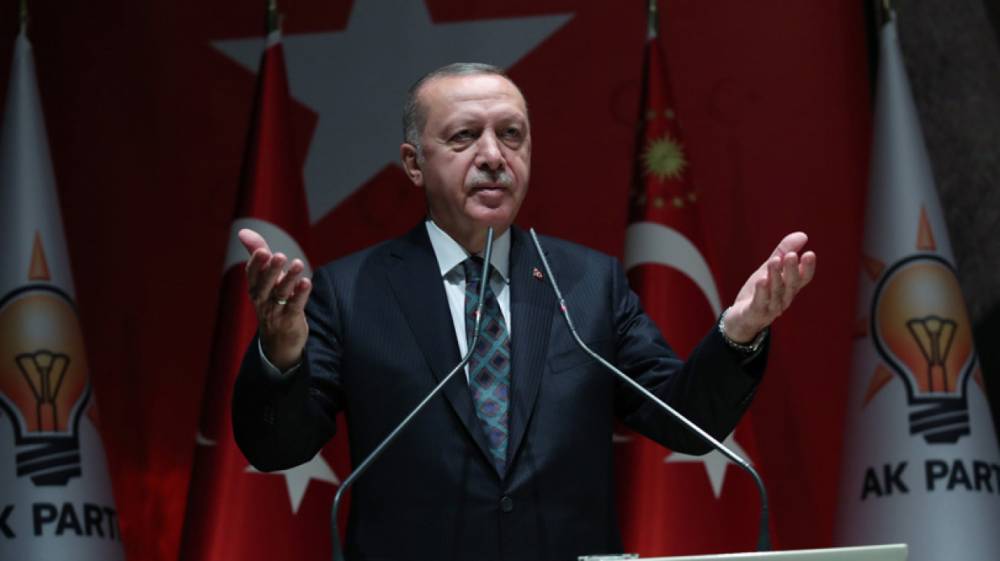 Турецкий депутат: Анкара не должна подливать масло в огонь в Карабахе