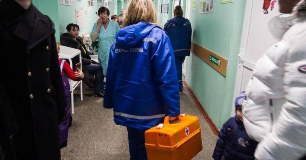 Треть россиян не доверяет врачам в поликлиниках: опрос
