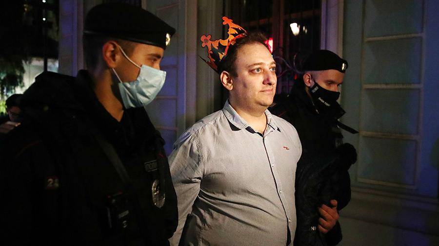 Порядка 10 человек задержаны у посольства Белоруссии в Москве