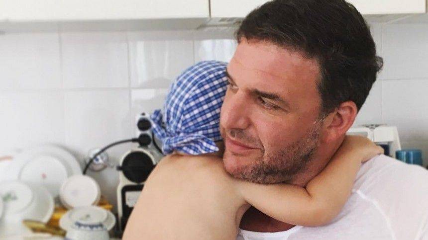 «Одинаковый цвет глаз»: Максим Виторган сделал необычное фото дочери и сына