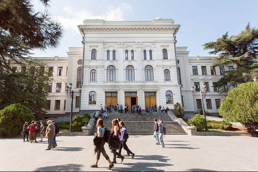 19 октября все студенты в Грузии вернутся в аудитории за исключением Батуми