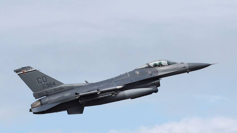 В Минобороны Азербайджана заявили, что у армии страны нет истребителей F-16