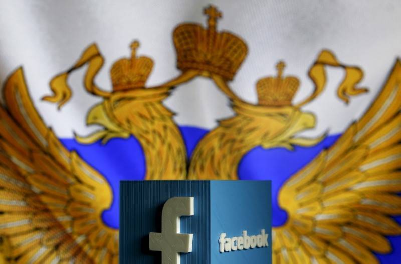 Facebook и Twitter «затормозят» в России