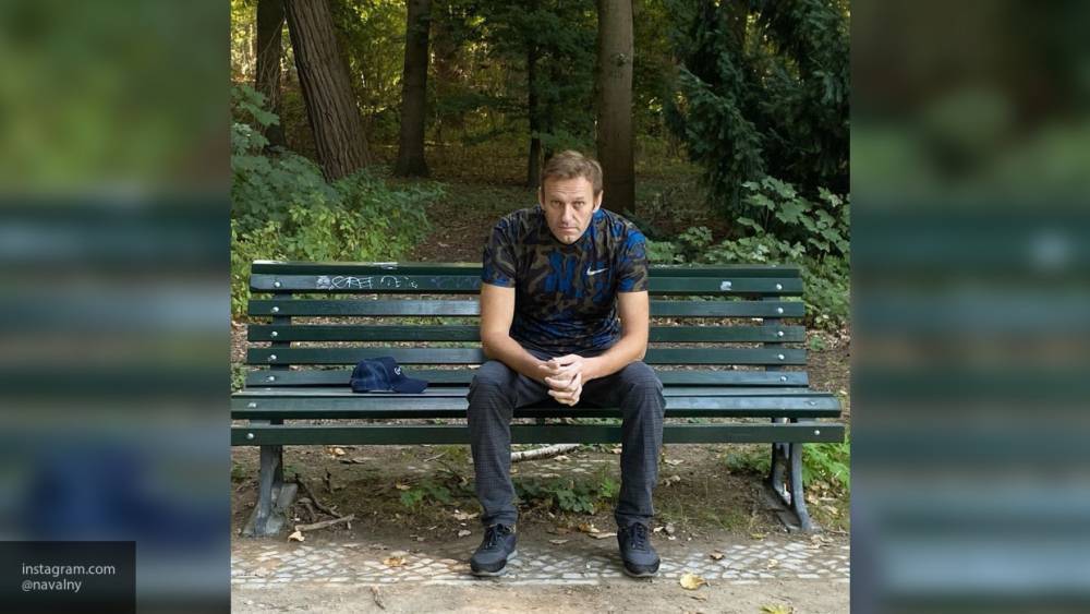 Навальный спасает легенду о "Новичке" искажением деталей полета
