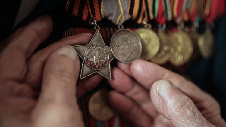 Еще ряд россиян получит выплаты в честь 75-летия Победы