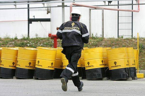 «Роснефть»: сообщения о поставках нефтепродуктов в КНДР — провокация