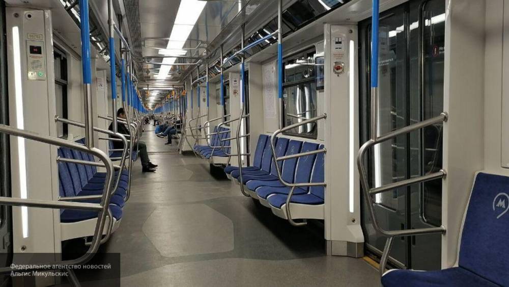 Потасовка в московском метро закончилась травмой глаза пассажирки
