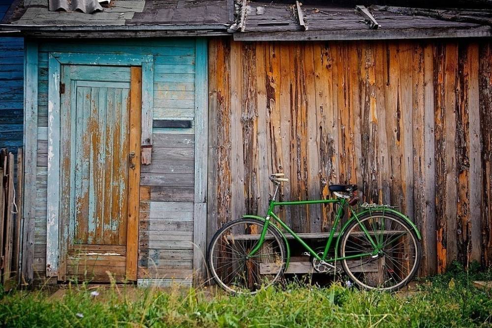 В Смоленске на Черняховского пенсионер стащил у сосед велосипед