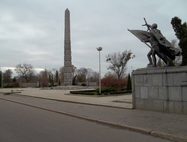 75 лет назад открылся первый мемориал героям Великой Отечественной войны