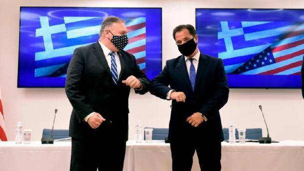 Госсекретарь США Помпео обсудил с греческим премьером попытки России "захватить православную церковь"