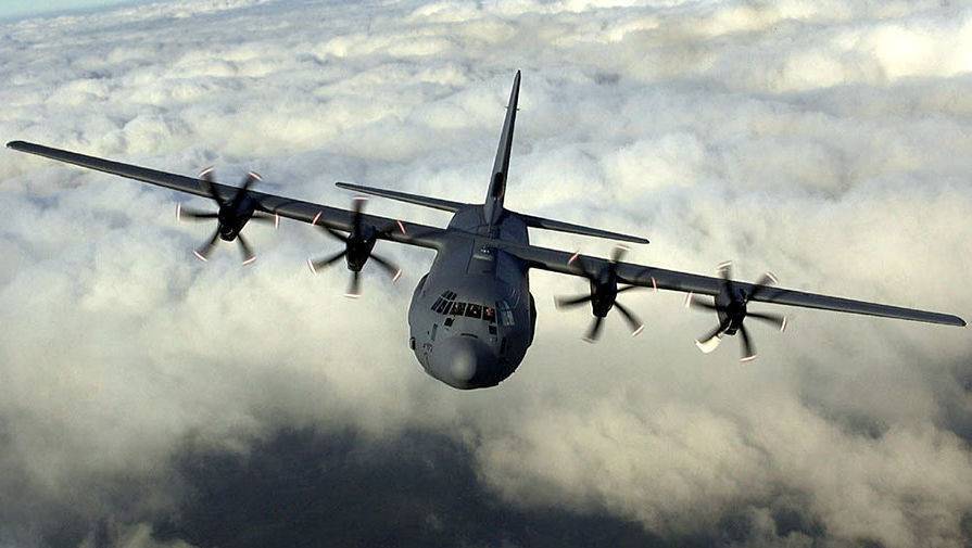 СМИ: военно-транспортный самолет США экстренно сел в Одессе