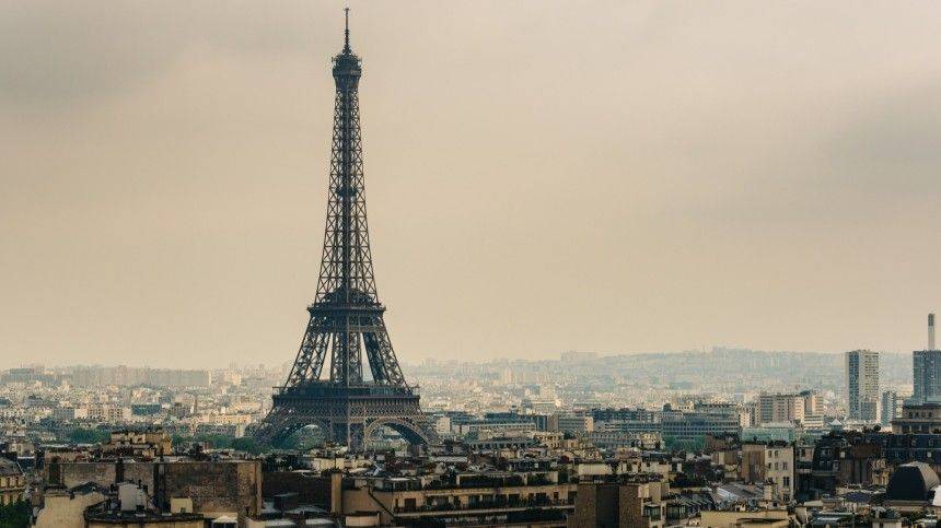 «Мощный взрыв» в Париже перепугал участников теннисного турнира — видео