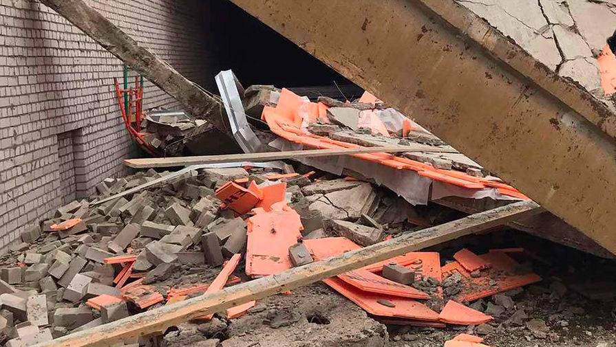 Стена жилого дома рухнула в центре Самары