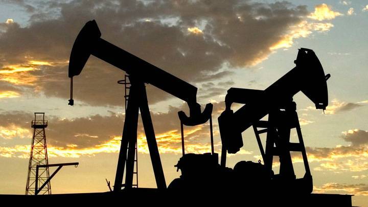 Мировые цены на нефть падают из-за решения саудитов