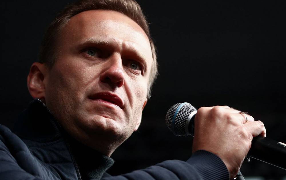Макрон и Джонсон требуют от России объяснить отравление Навального