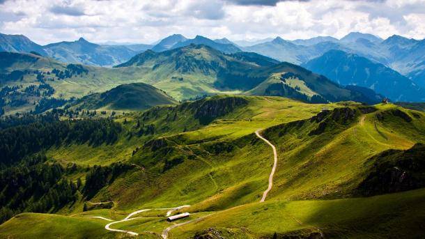 "52 уикенды": назвали самые популярные туристические маршруты Прикарпатья