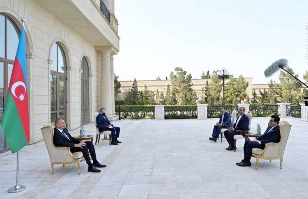 Тегеран поддерживает справедливую позицию Баку по конфликту в Карабахе