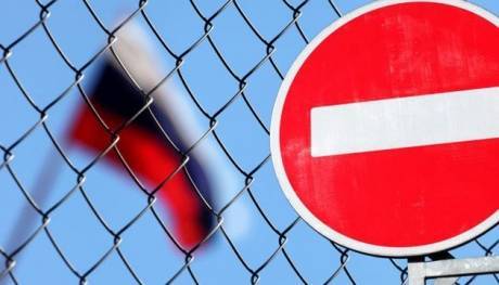 COVID-19 не помеха: Евросоюз продлит санкции против России