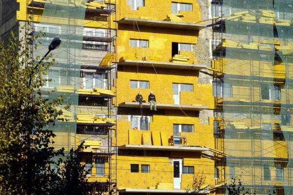 Цены на жилье в Петербурге повышаются еженедельно