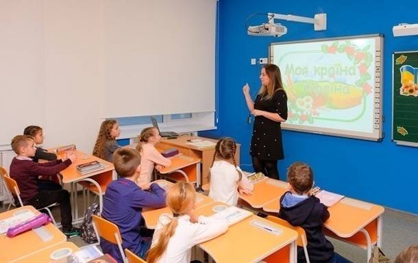 Языковой омбудсмен проверит русскоязычные школы