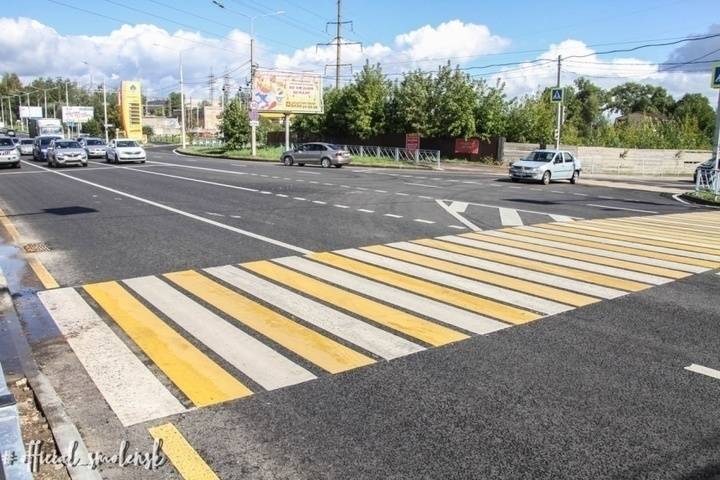 Ремонт дороги и придорожной территории на Кутузова в Смоленске практически закончен