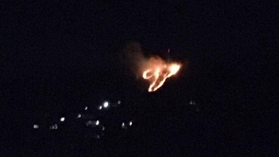 Спасатели потушили пожар в лесу в одном из районов Сочи