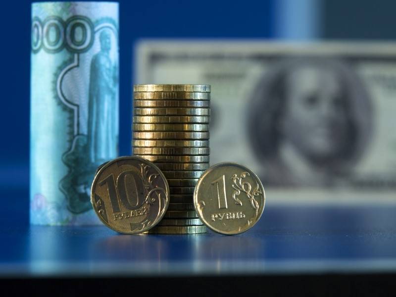 Геополитика и инвесторы не сулят рублю в 2021 году возврата к докризисному состоянию