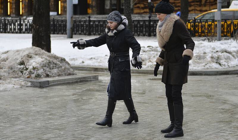 Вопрос дня: куда в Москве подевались дворники, коли ходить по городу невозможно?