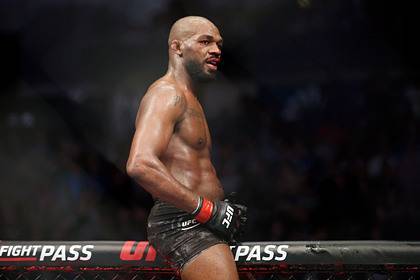 Бывший чемпион UFC объяснил отказ от титула усталостью от побед